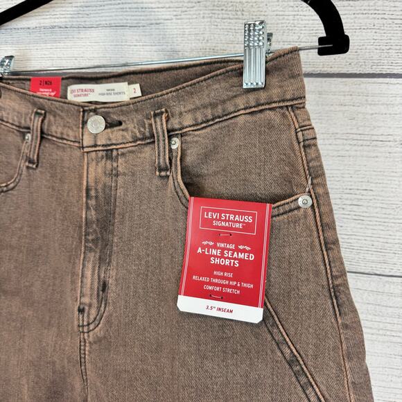 Levi's Strauss Women's Vintage A-Line Seamed Brown High Rise Shorts Size 2 - Picture 2 of 7